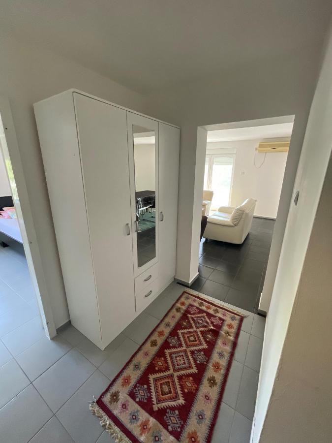 Vulsa Apartmani Kladovo Kültér fotó