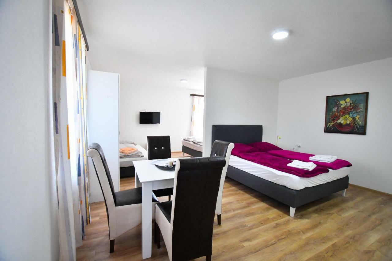 Vulsa Apartmani Kladovo Kültér fotó